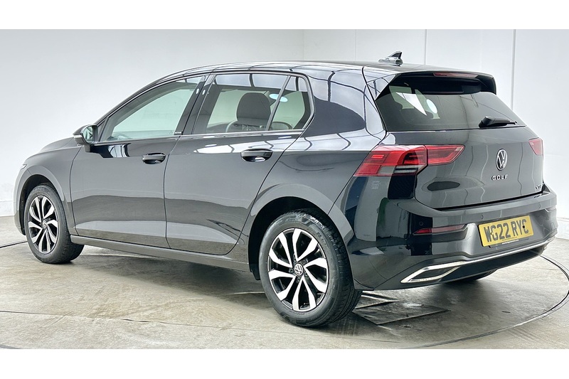 Volkswagen Golf eTSI MHEV Active - U3376
