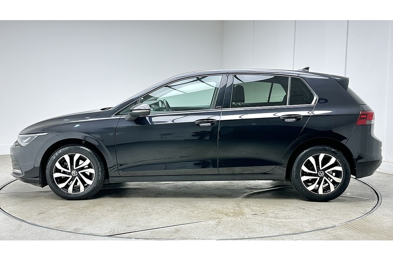 Volkswagen Golf eTSI MHEV Active - U3376