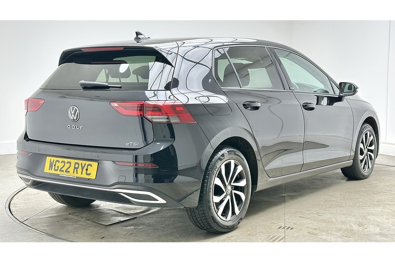 Volkswagen Golf eTSI MHEV Active - U3376