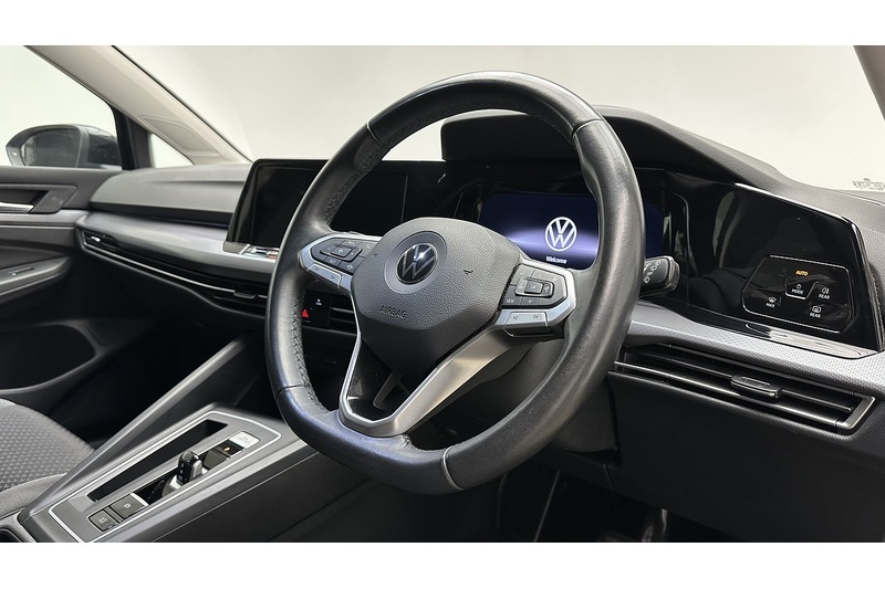 Volkswagen Golf eTSI MHEV Active - U3376