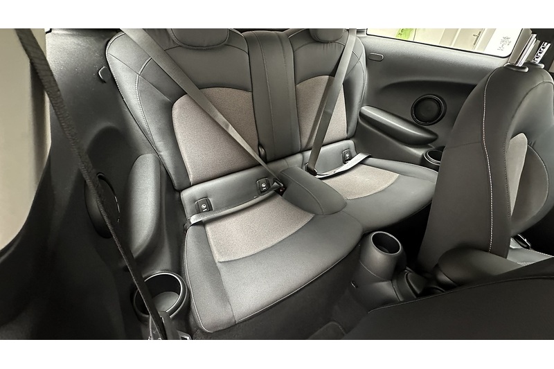 MINI Hatch One Classic - U3386