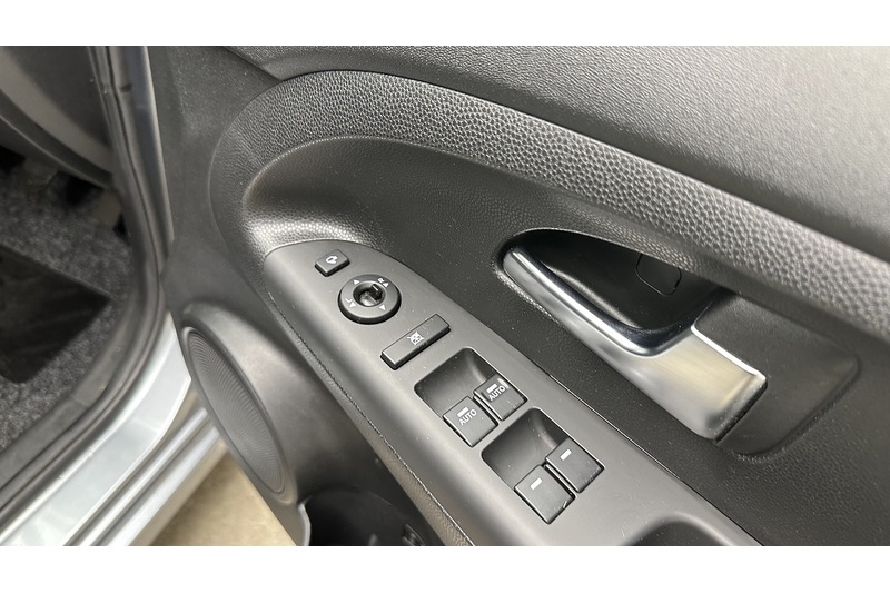Kia Venga 3 - U3399