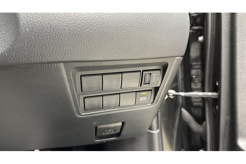 Toyota Yaris Cross VVT-h Design - U3424