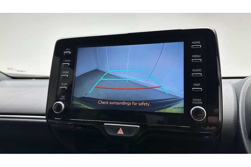 Toyota Yaris Cross VVT-h Design - U3424