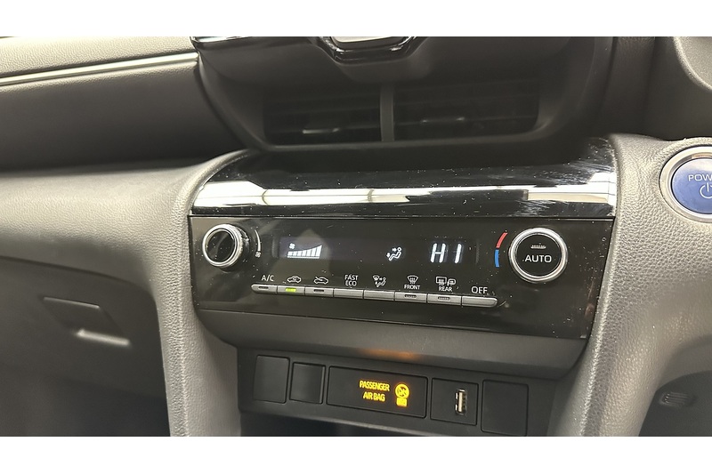 Toyota Yaris Cross VVT-h Design - U3424