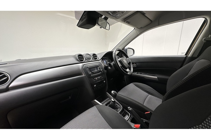 Suzuki Vitara Boosterjet MHEV SZ4 - U3443