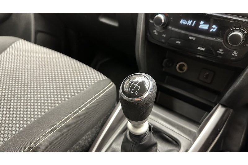 Suzuki Vitara Boosterjet MHEV SZ4 - U3443