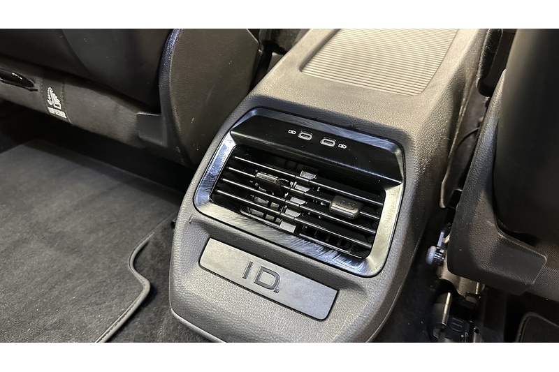 Volkswagen ID.4 Pure Life - U3475