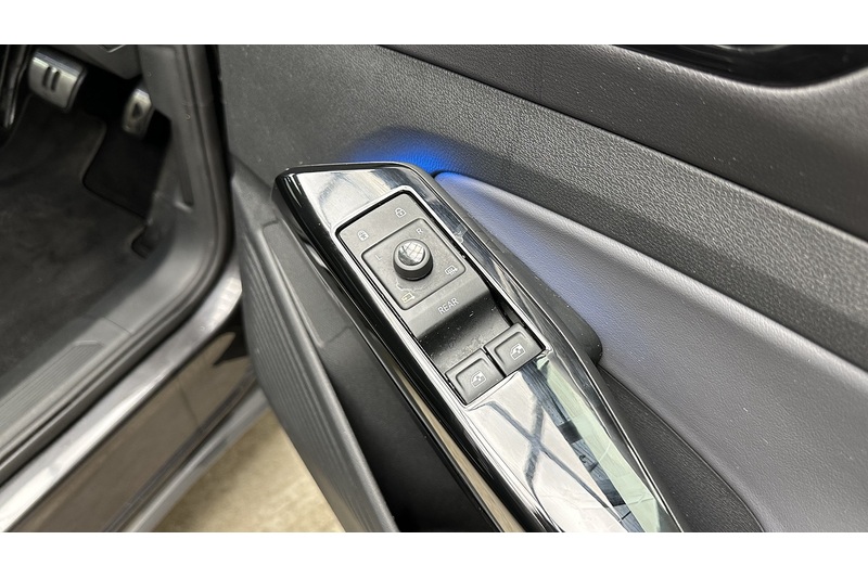 Volkswagen ID.4 Pure Life - U3475