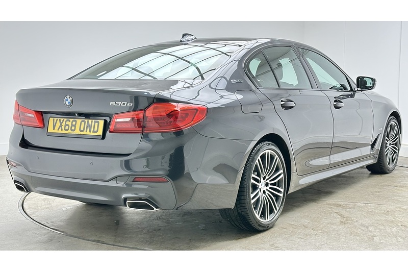 BMW 5 Series 530e M Sport - U3478