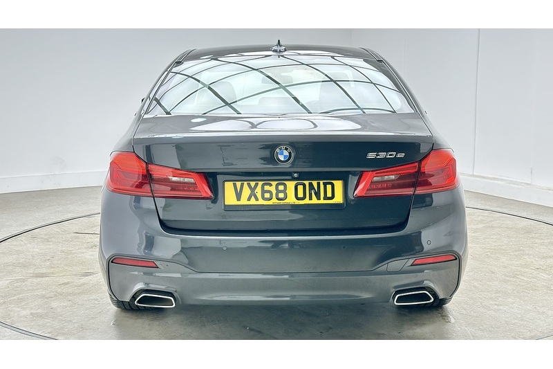 BMW 5 Series 530e M Sport - U3478
