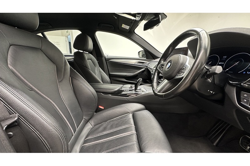 BMW 5 Series 530e M Sport - U3478