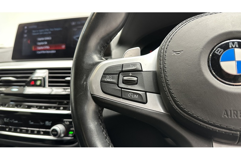 BMW 5 Series 530e M Sport - U3478