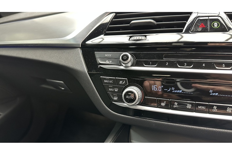 BMW 5 Series 530e M Sport - U3478