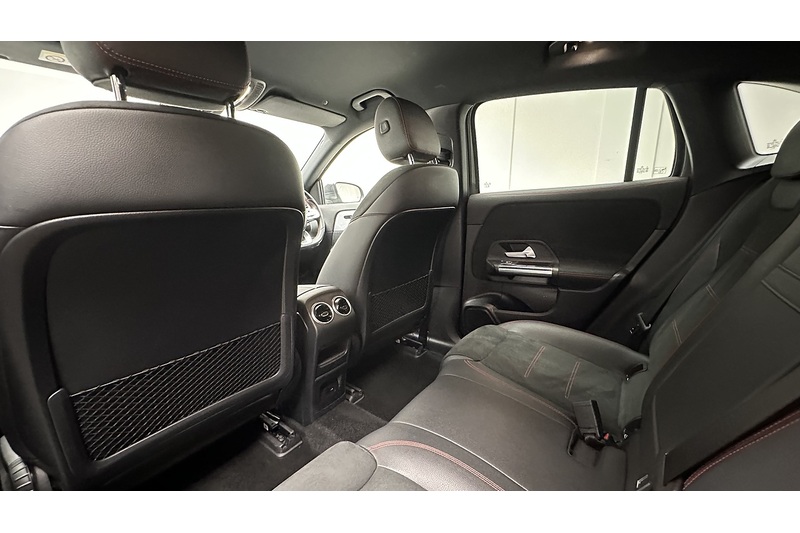 Mercedes-Benz EQA EQA 250 AMG Line - U3481