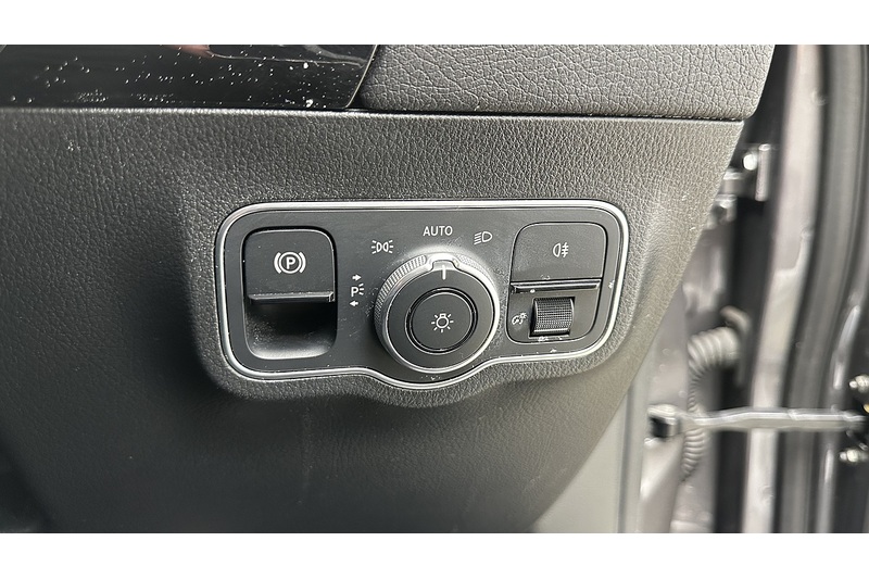 Mercedes-Benz EQA EQA 250 AMG Line - U3481