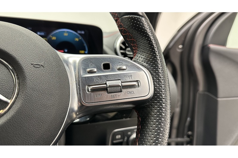 Mercedes-Benz EQA EQA 250 AMG Line - U3481