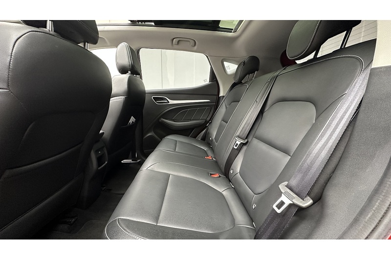 MG MG ZS Exclusive - U3490
