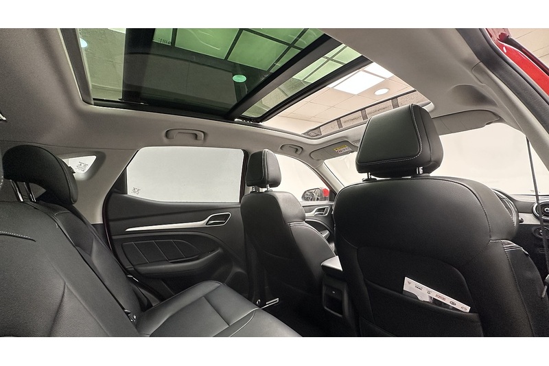 MG MG ZS Exclusive - U3490