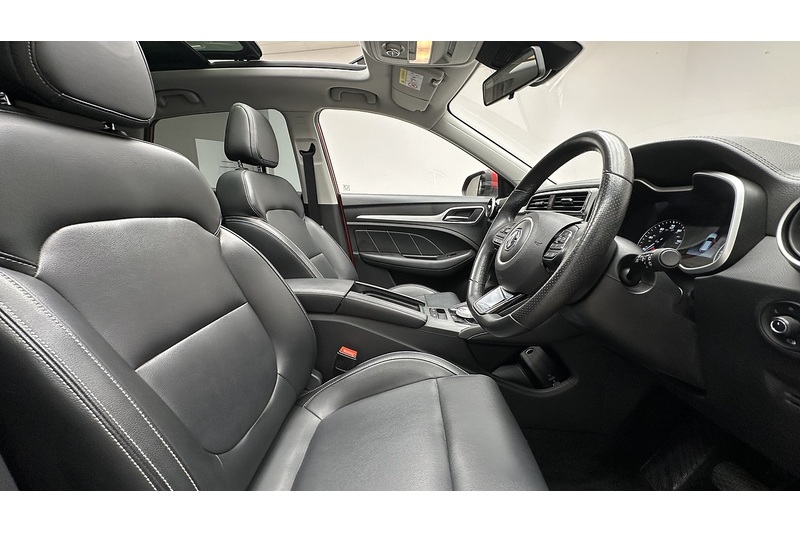 MG MG ZS Exclusive - U3490