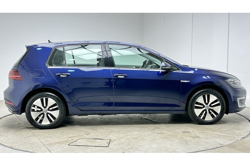Volkswagen e-Golf e-Golf - U3491