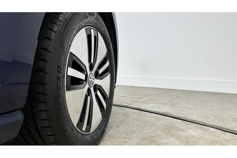 Volkswagen e-Golf e-Golf - U3491