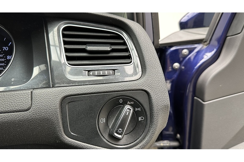 Volkswagen e-Golf e-Golf - U3491
