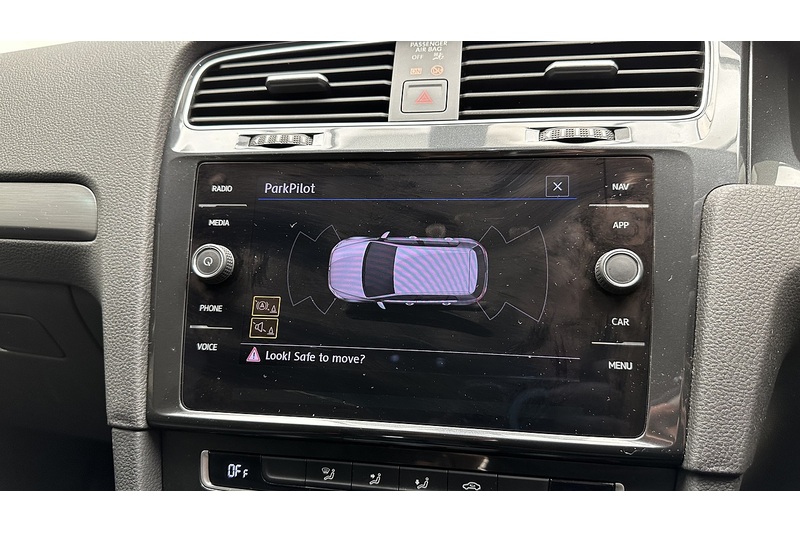 Volkswagen e-Golf e-Golf - U3491