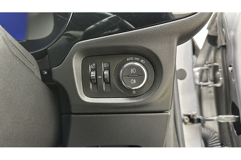 Vauxhall Corsa Electric SRi Nav Premium - U3542