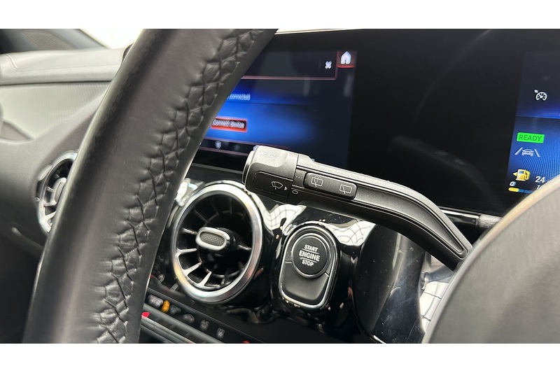 Mercedes-Benz GLA GLA250e Exclusive Edition - U3547