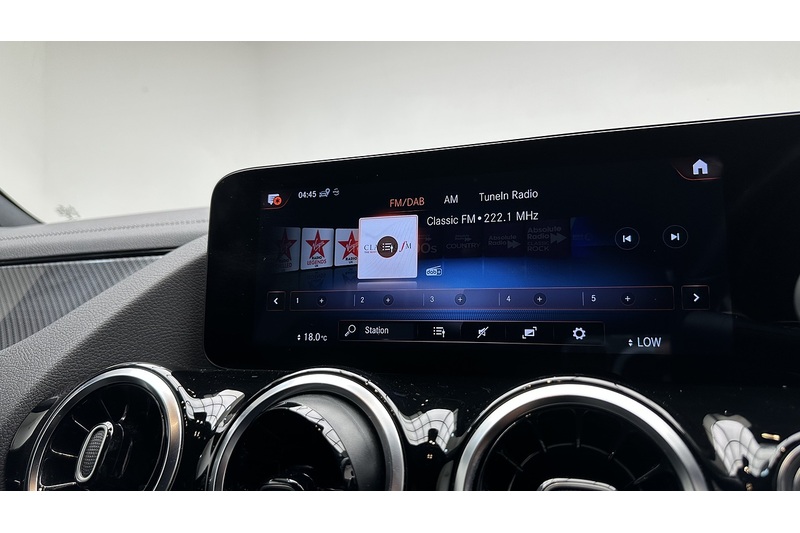 Mercedes-Benz GLA GLA250e Exclusive Edition - U3547