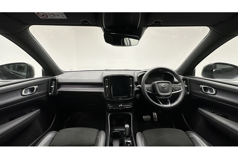 Volvo XC40 h T4 Plus - U3556
