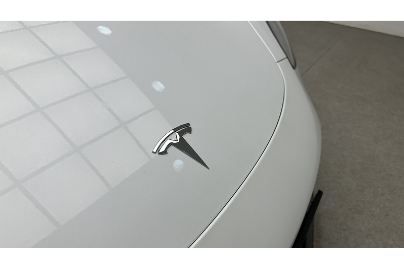 Tesla Model 3 Long Range - U3560