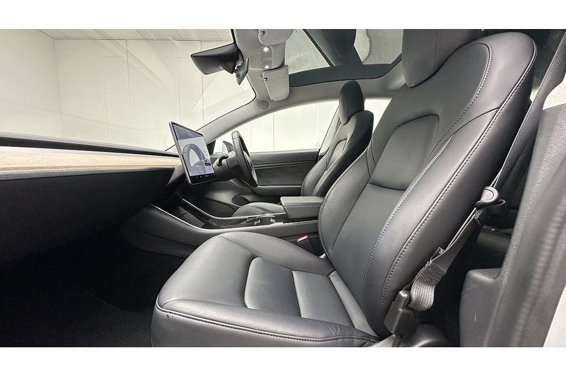 Tesla Model 3 Long Range - U3560