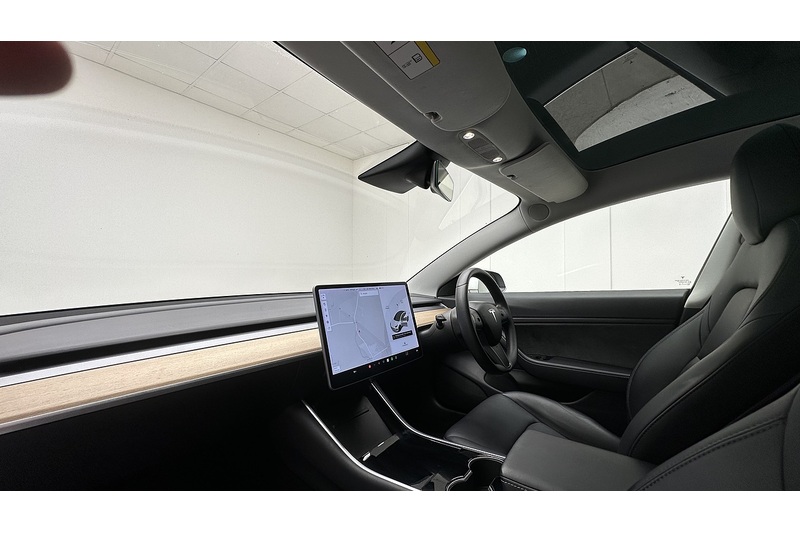 Tesla Model 3 Long Range - U3560
