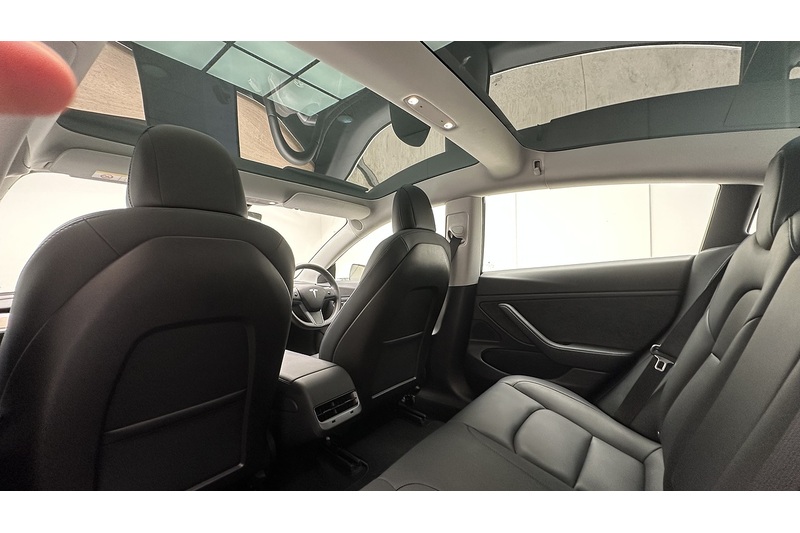 Tesla Model 3 Long Range - U3560
