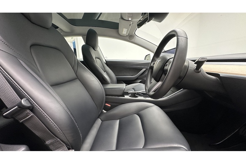 Tesla Model 3 Long Range - U3560