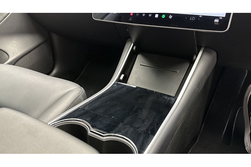 Tesla Model 3 Long Range - U3560