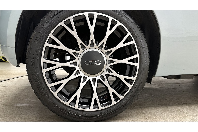 Fiat 500C MHEV Top - U3564