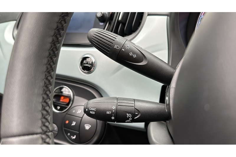 Fiat 500C MHEV Top - U3564