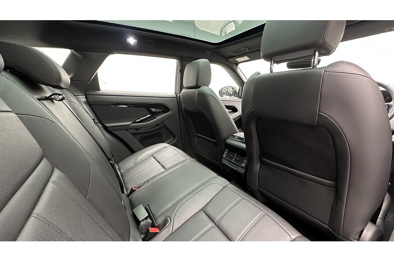 Land Rover Range Rover Evoque P300e S - U3567