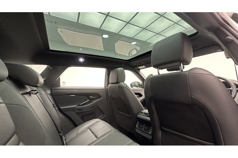 Land Rover Range Rover Evoque P300e S - U3567