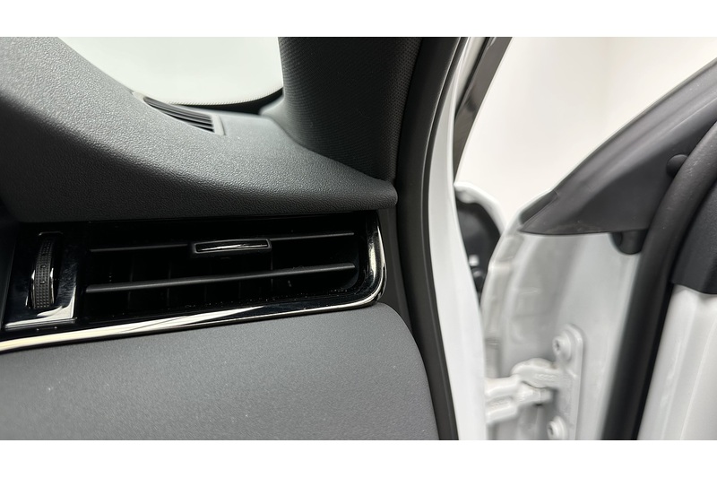 Land Rover Range Rover Evoque P300e S - U3567