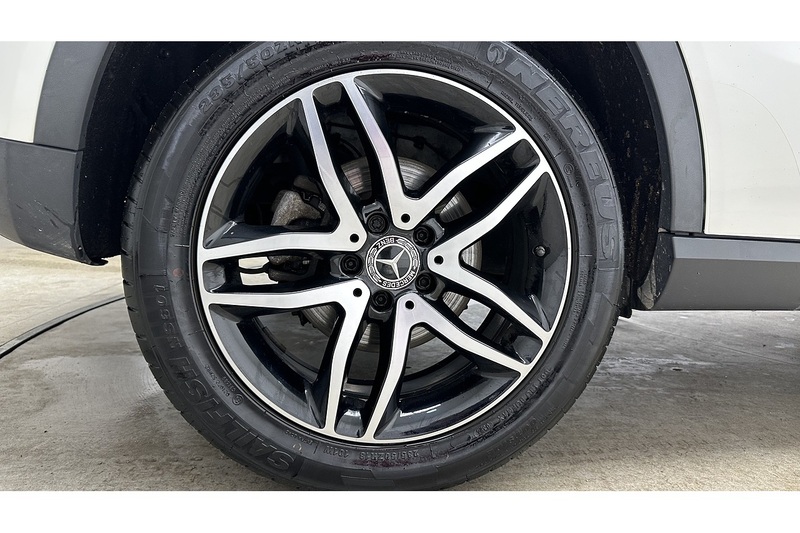 Mercedes-Benz GLA GLA180 Urban Edition - U3582