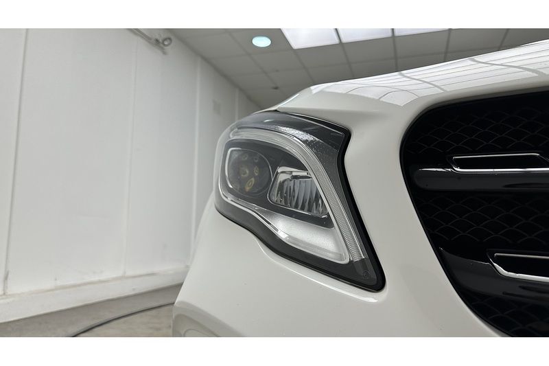 Mercedes-Benz GLA GLA180 Urban Edition - U3582