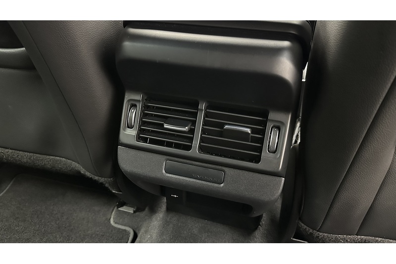 Land Rover Range Rover Evoque P300e R-Dynamic S - U3588