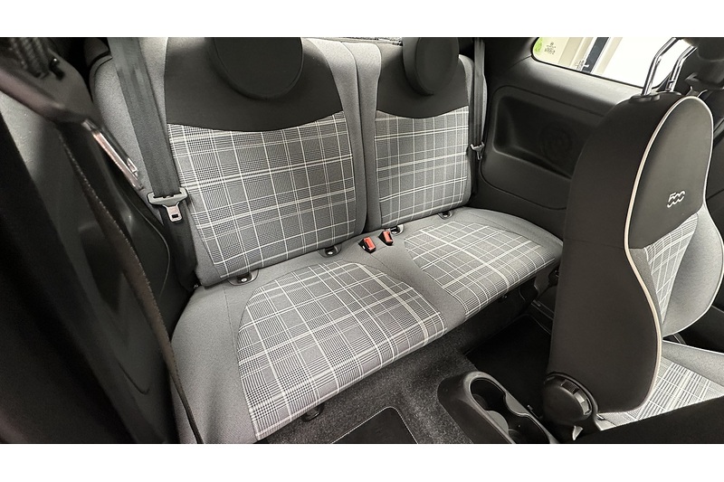 Fiat 500 Lounge - U3590