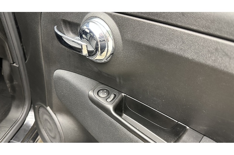 Fiat 500 Lounge - U3590