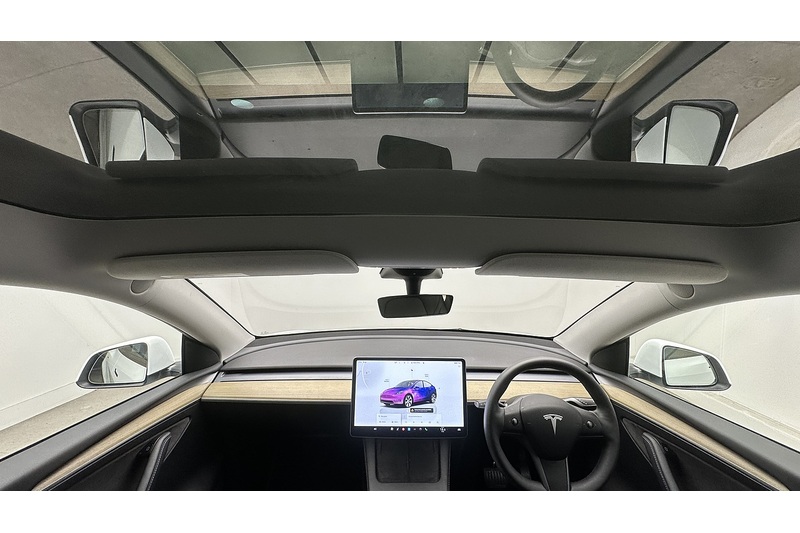 Tesla Model Y  - U3595