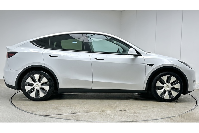 Tesla Model Y  - U3595